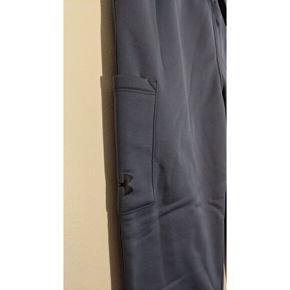 NWT Girls Under Armour Fleece Sweat Pant Size YXL/18 - Picture 2 of 6